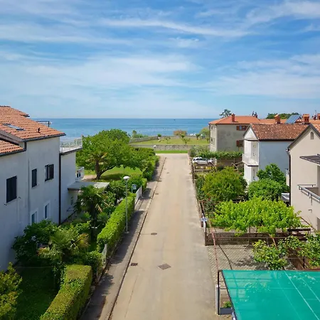 Grassi By Rent Istria 아파트