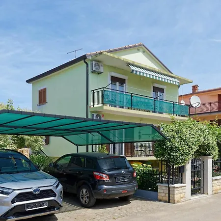 Grassi By Rent Istria 아파트 *