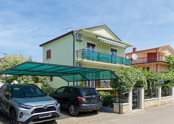 Grassi By Rent Istria 아파트 *