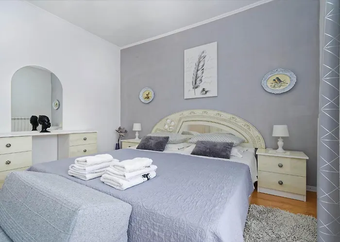 Grassi By Rent Istria 우마그