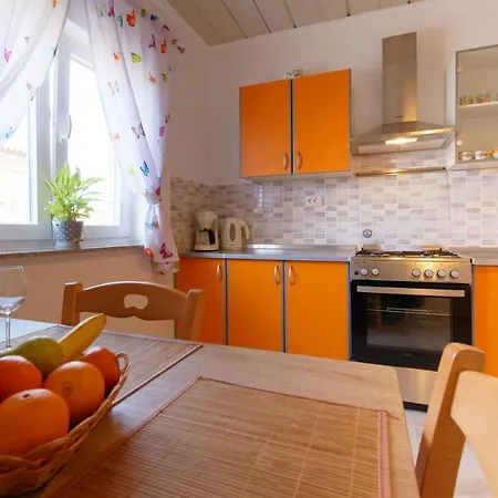 Apartment Grassi By Rent Istria